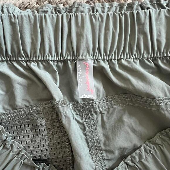 Free People Movement shorts sz Large - Picture 3 of 4